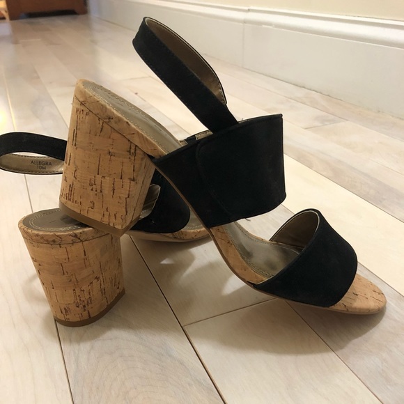 Tahari cork and suede Sandals - Picture 1 of 5